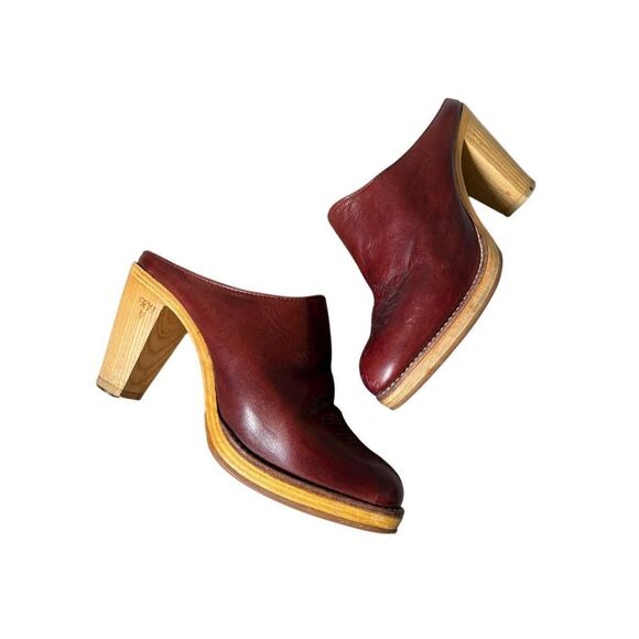Frye Vintage Clogs Leather High Heel size 6 B Cherry Red Brown - Picture 1 of 14